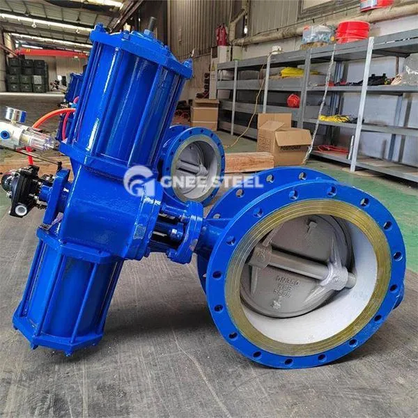 Comhlaí féileacán frithsheasmhach triple neomatach