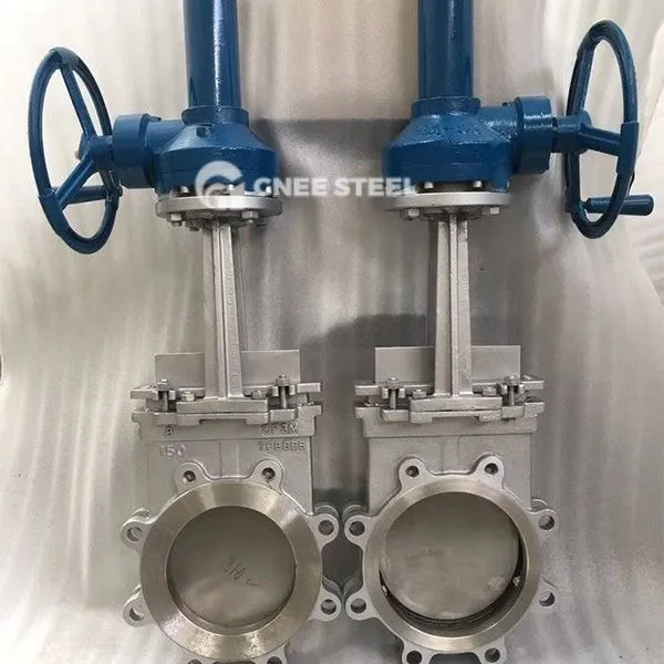 Comhla geata scian ina shuí athléimneach