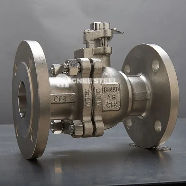 Comhlaí liathróid ar snámh cruach dhosmálta